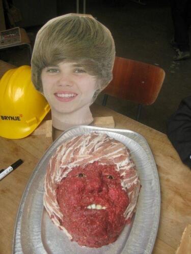 Hungry for some Bieber
